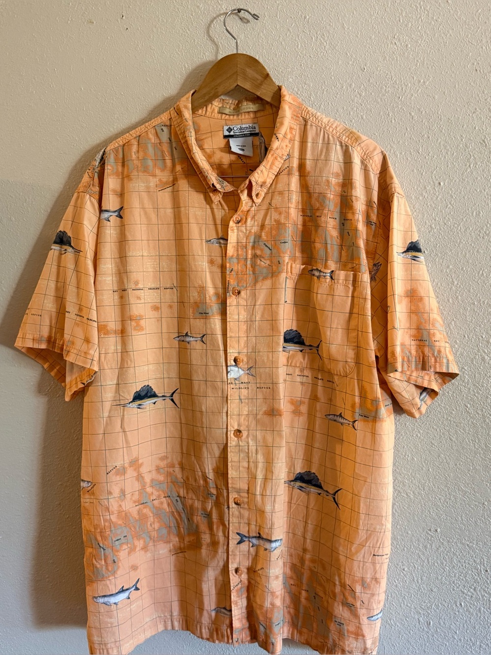 Columbia men’s fish print shirt size XXL
